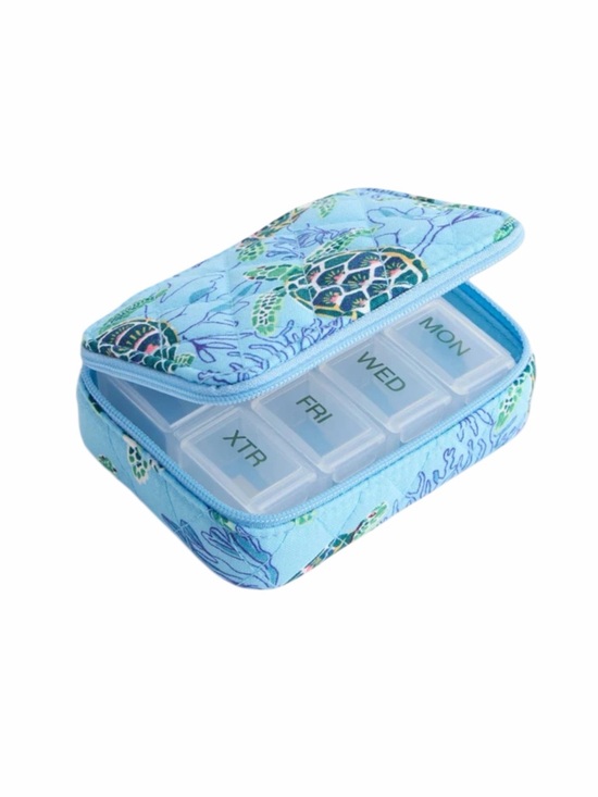 Vera Bradley Handbags - Vera Bradley Quilted Cotton Essential Pill Case in “Sea Turtles And Coral” NWT